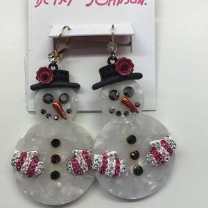 Betsey Johnson New White Snowman Earrings